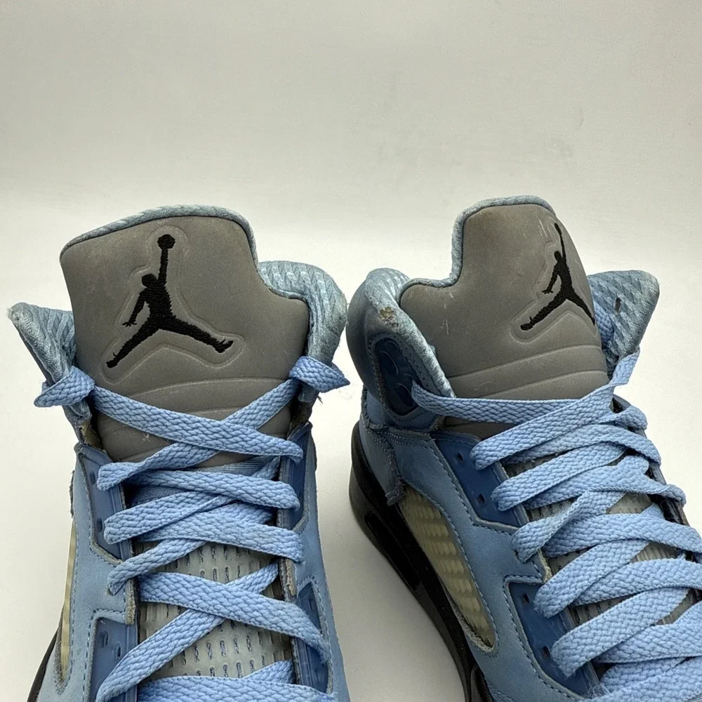 Size 8 - Jordan 5 Retro SE Mid UNC